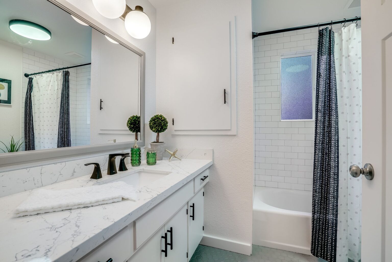 3 Master Bathroom Remodel Essentials - JL Remodeling